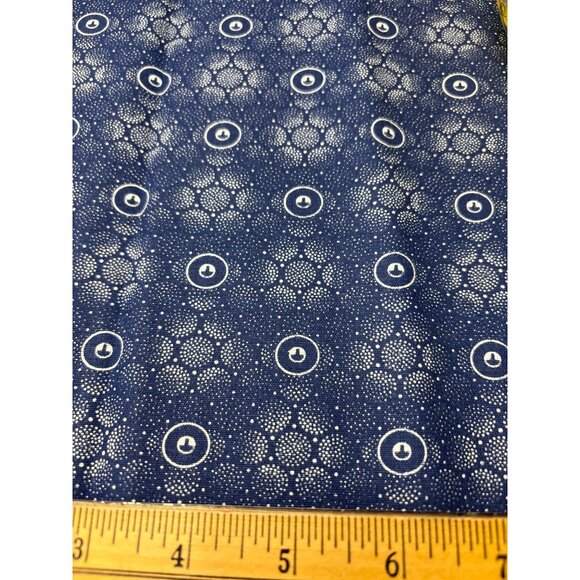 Three Cats 1/4 yard x 34" Blue & White Cotton Fabric with Circle Pattern - Picture 3 of 9